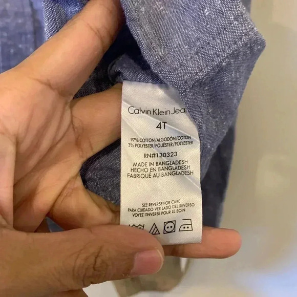 Boys Calvin Klein Jeans Matching Set 4T NWT - B0 - Picture 6 of 6